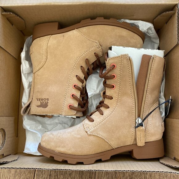 NWT Sorel Youth Emelie Lace boots - Picture 1 of 8